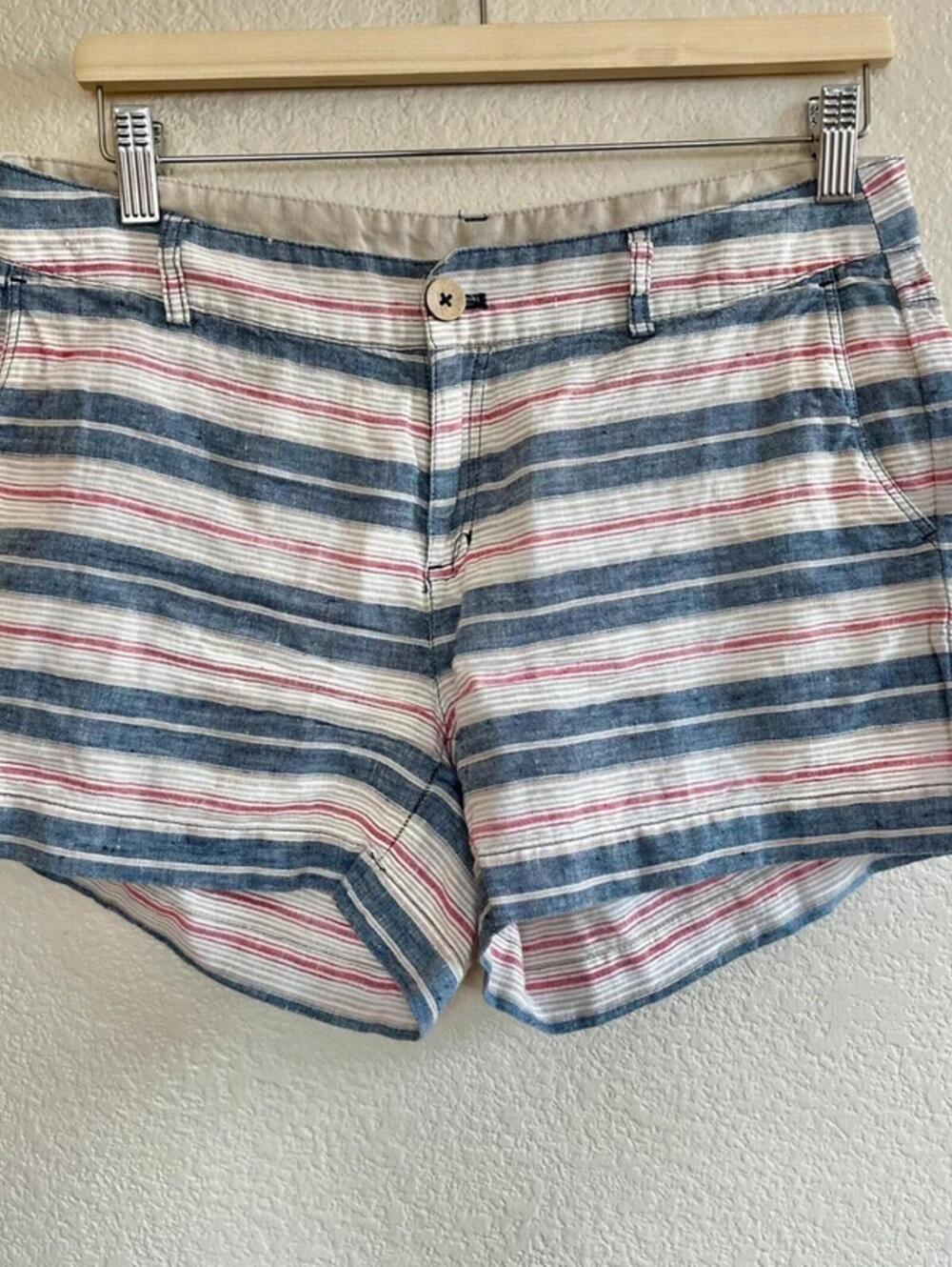 Women’s Striped linen shorts